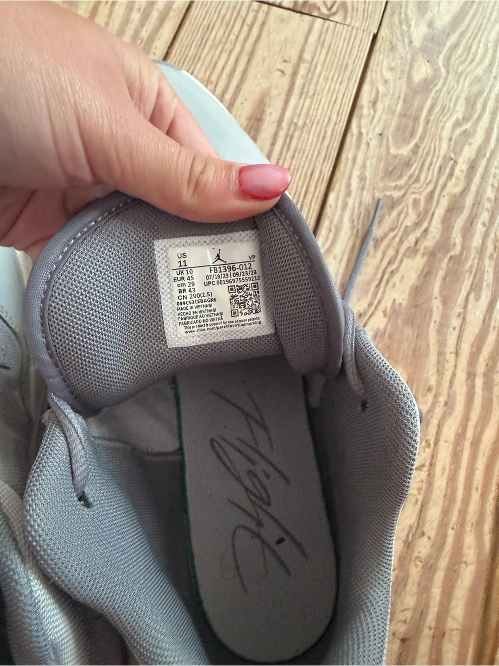 Jordan Stay Loyal 3 size 11